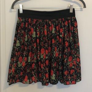 Floral mini skirt